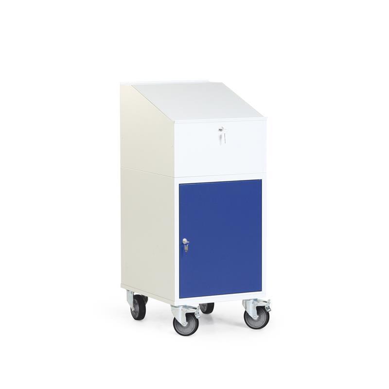 Összeszerelhető munkapad szerszámokhoz