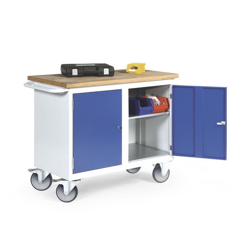 Szerelhető szerszámkocsi kéznél