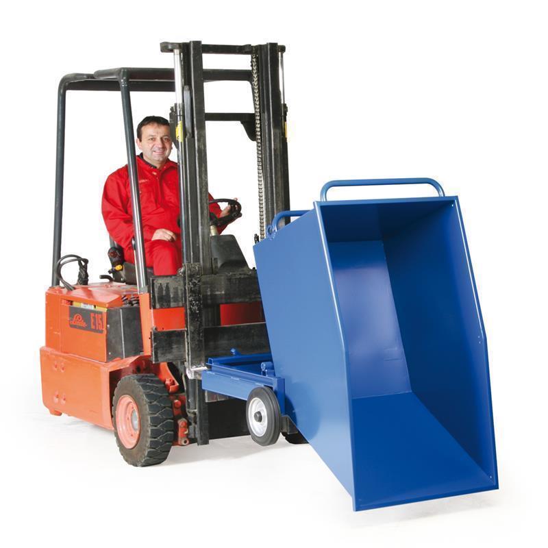 Robust plug on wheels for forklift, for transporting waste, snow, soil, sawdust