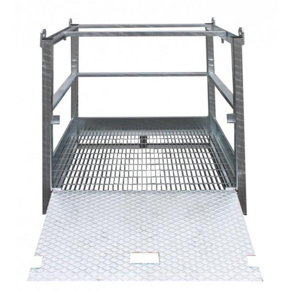 Mesh cage for storage of gas cylinders