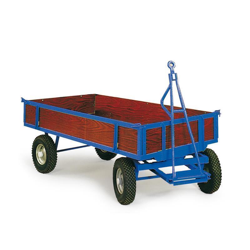 Towing trailer for packaging process
