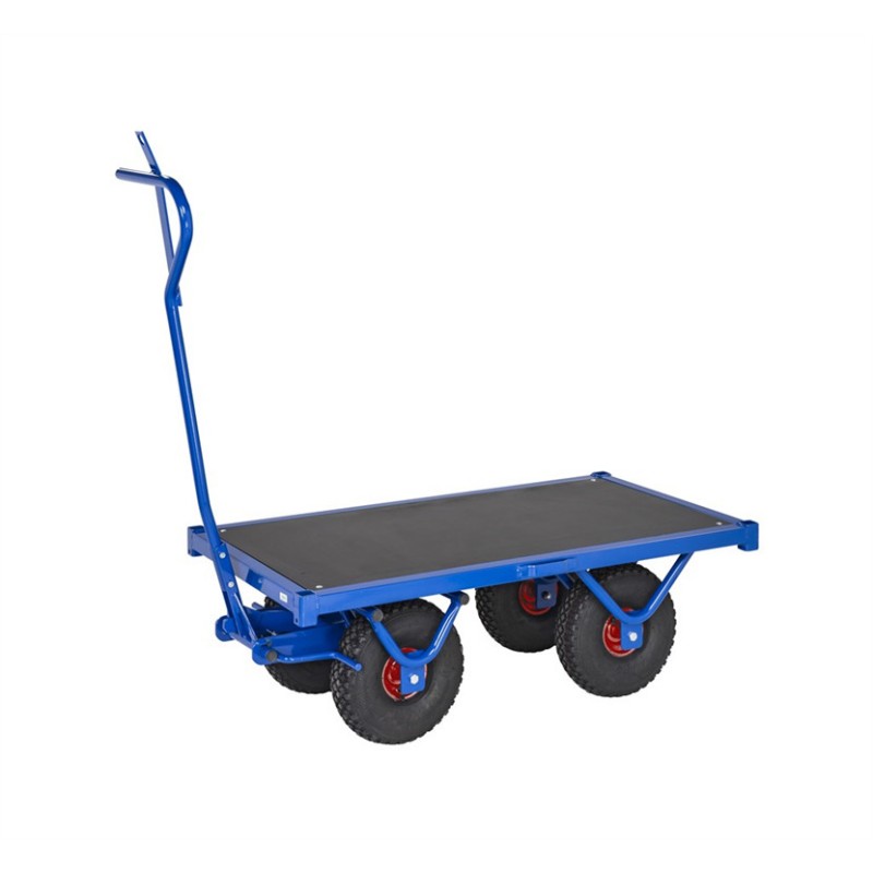 Négykerekű teherautó: Hedvig