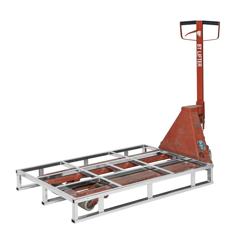 Metal pallet: Kristina