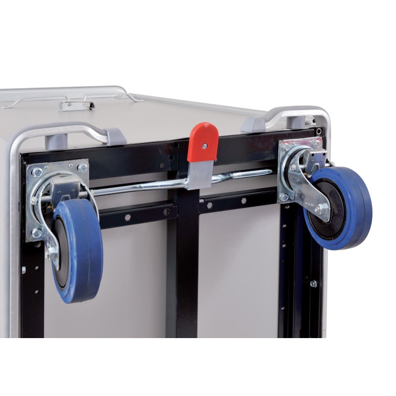 Központi fék pedállal