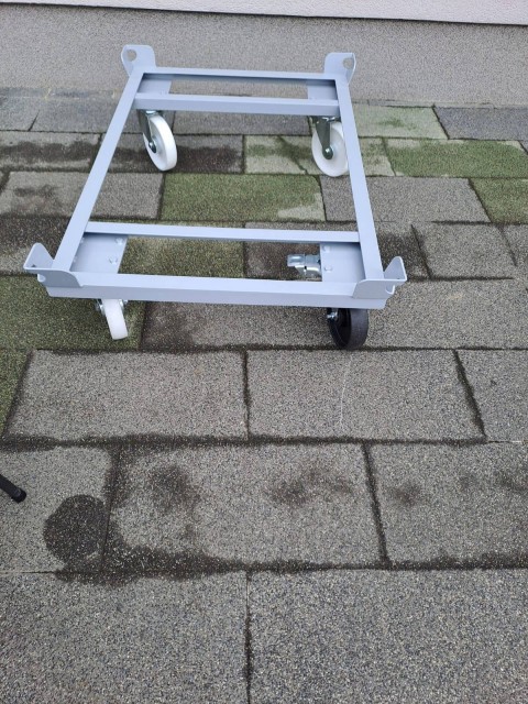 ESD okvirji za paletno logistiko