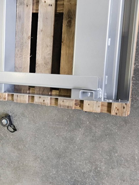 Nosilni podstavki za težke stroje po meri