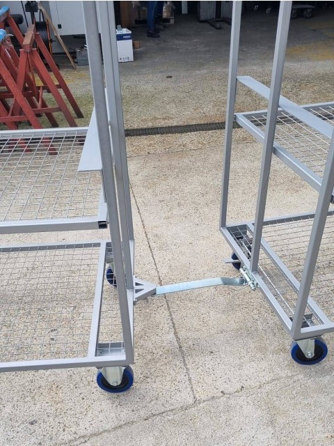 Prilagodljiva premična stojala za višinsko zlaganje