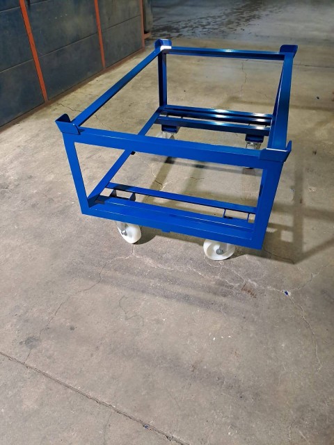 Izdelava standardnih premičnih okvirjev z nadgradnjo