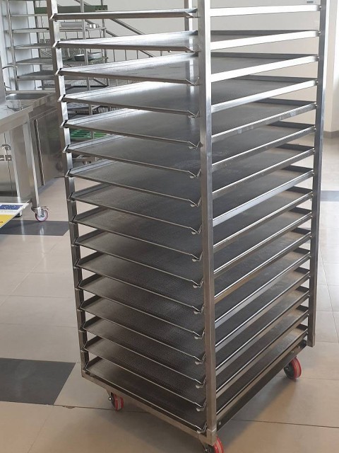 Izdelava inox vozičkov za pekarstvo