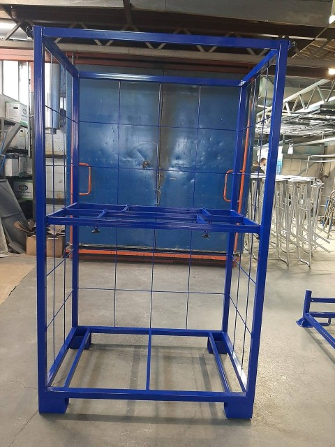 Izdelava skladiščnih stojal za industrijo elektronike