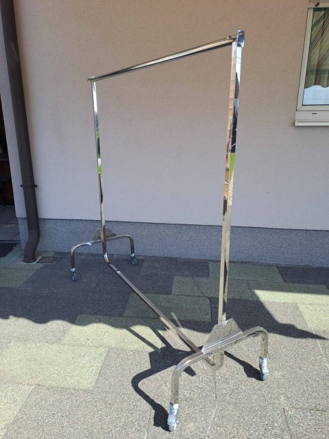 Izdelava stojal za oblačila visokih nosilnosti