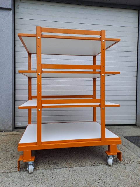 Proizvodnja visoko nosilnih vozičkov s policami