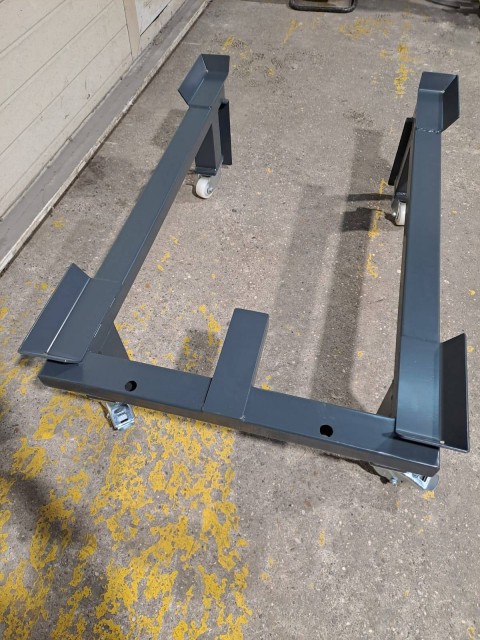 U paletni okvirji visokih nosilnosti po meri