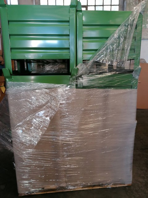 Izdelava industrijskih zabojnikov različnih dimenzij