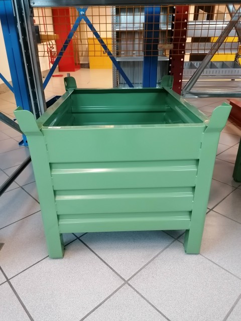 Izdelava industrijskih zabojnikov različnih dimenzij