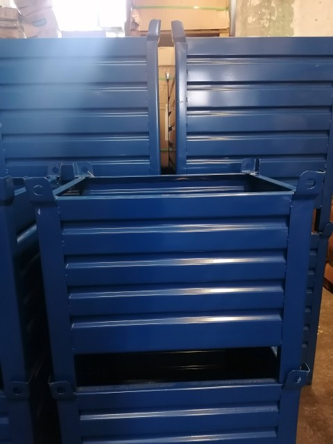 Kovinski zaboji različnih volumnov po meri