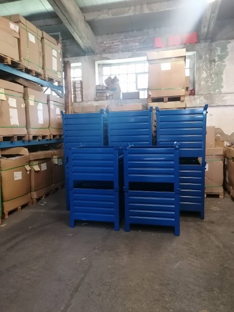 Kovinski zaboji različnih volumnov po meri