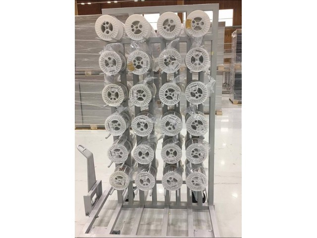 Herstellung spezieller mobiler Wickelständer