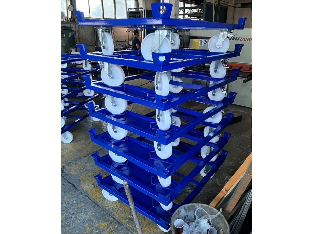 Herstellung von Griffroller für 500X500 mm Kisten