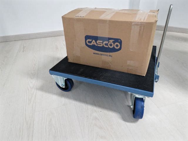 Kundenspezifisch hergestellte Plattenwagen mit Deichsel