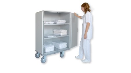 Vozicki-za-perilo-s-policami