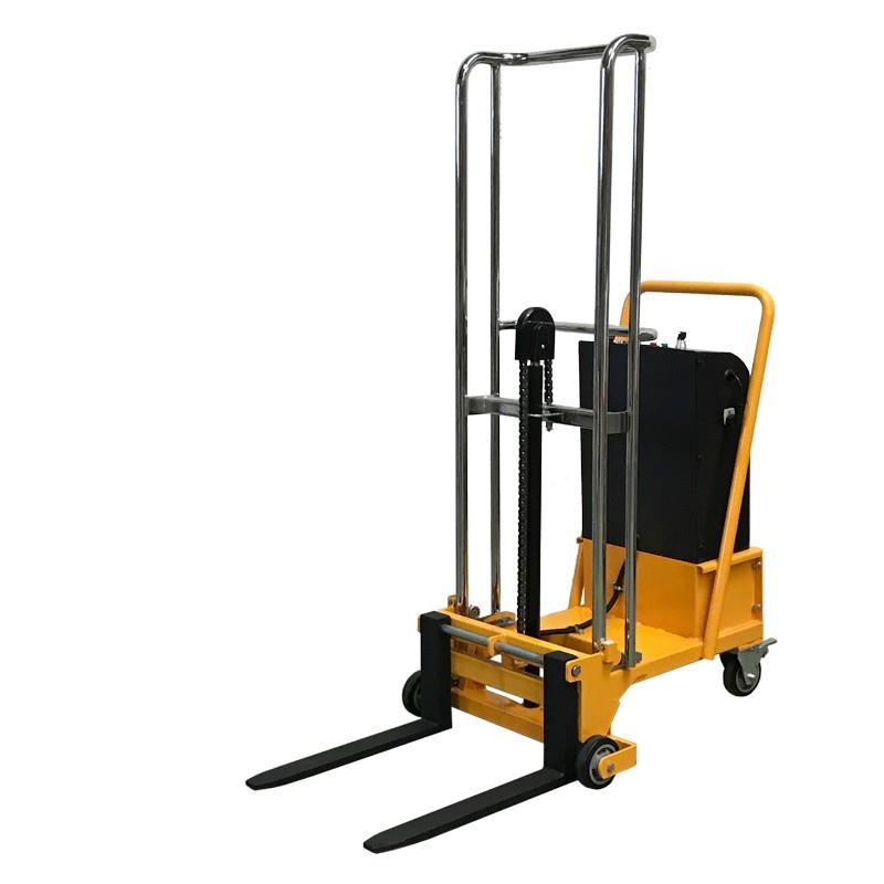 Partially electric mini lift with cantilever forks