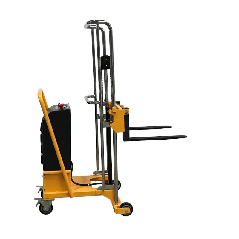 Partially electric mini lift with cantilever forks
