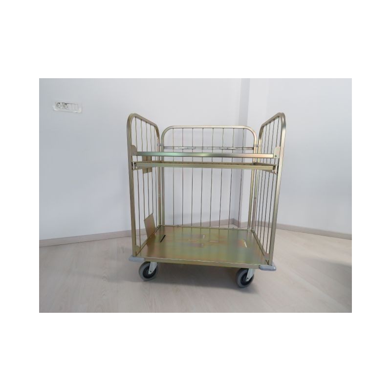 Žičnati voziček visoke kakovosti za pralnice, narejen iz metalnih profilov, z dvema stranskima, eno zadnjo steno, 1 x vmesna polica, zlato cinkan in dodatno zaščiten z PP glazuro. Nosilnost 600 kg.