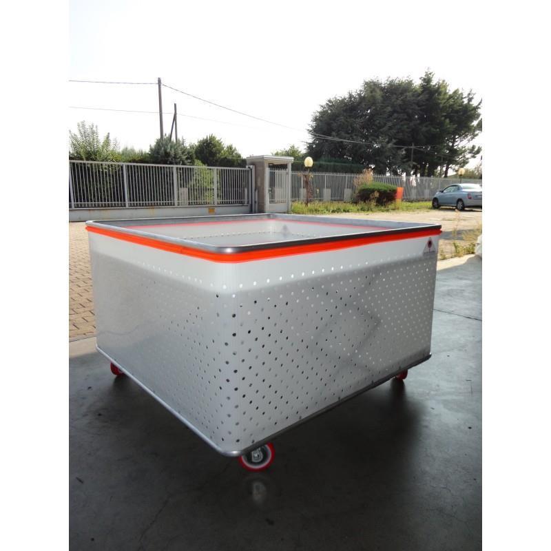 Plastic trolley for laundries, hotels or industry (lifting bottom, perforated)